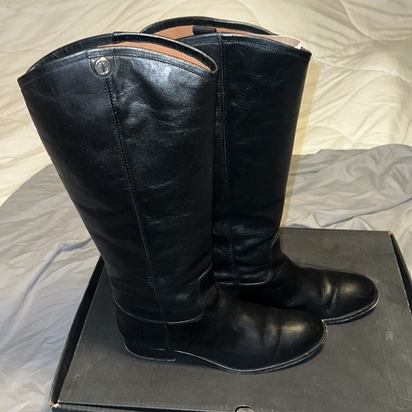 🔥🔥🔥Women FRYE Melissa Button 2 Knee High Boots🔥🔥🔥 - Picture 5 of 8